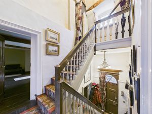 First Floor Landing- click for photo gallery